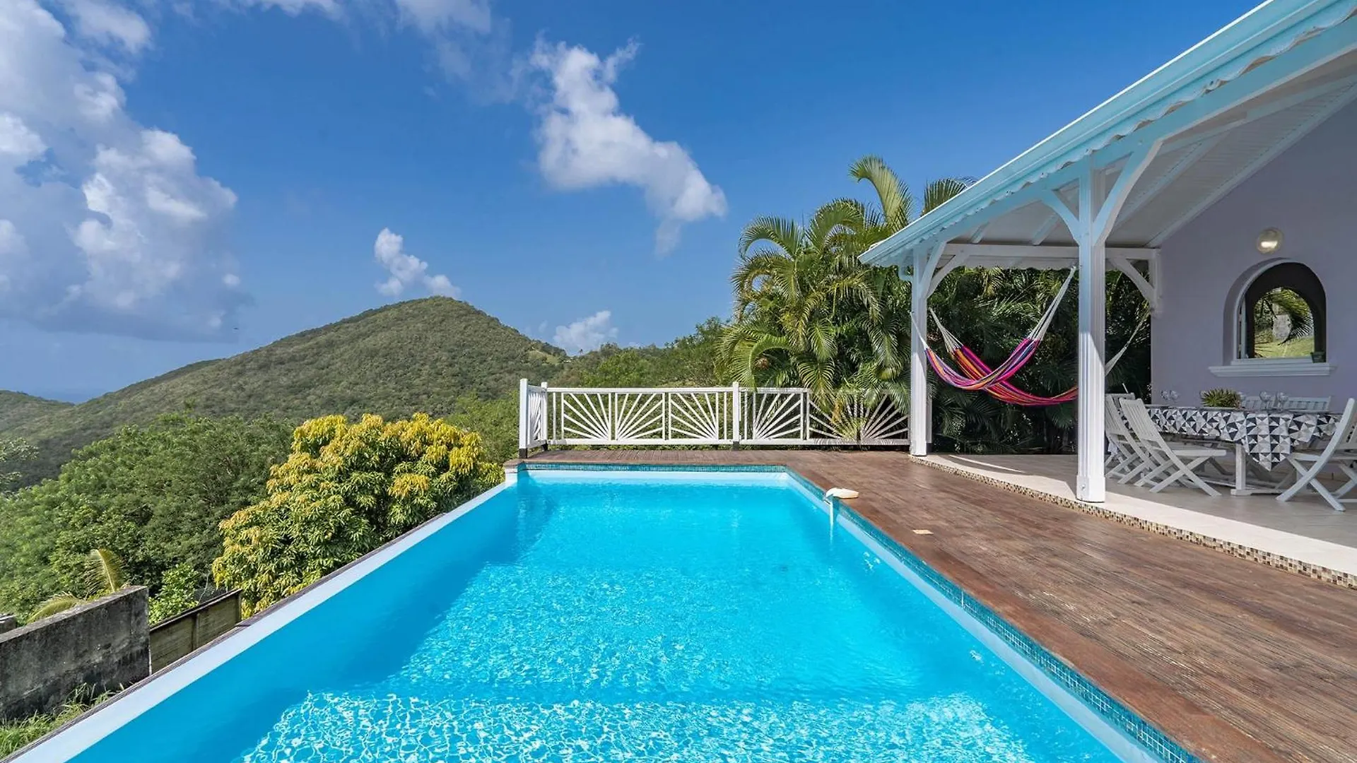 Palmier Rouge Villa Sainte-Luce 0*,  Martinique